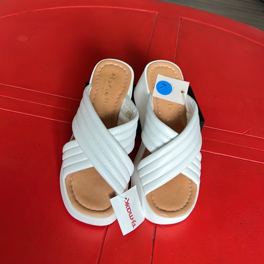 White wedges